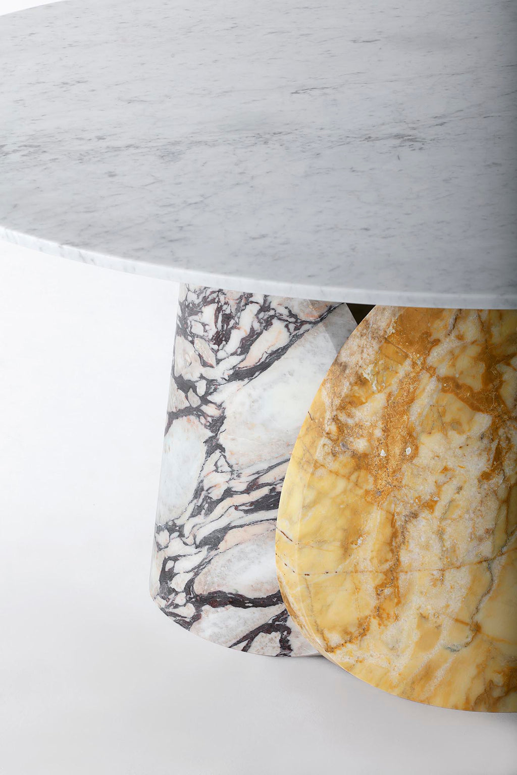 Petalo Round Table - Multi