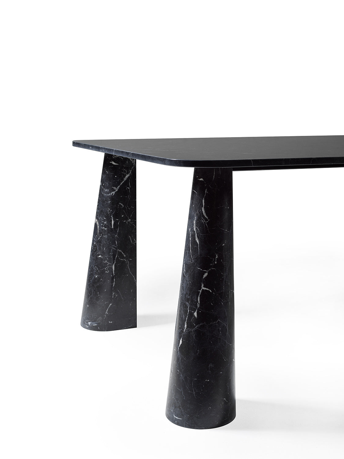 Hanabira Table