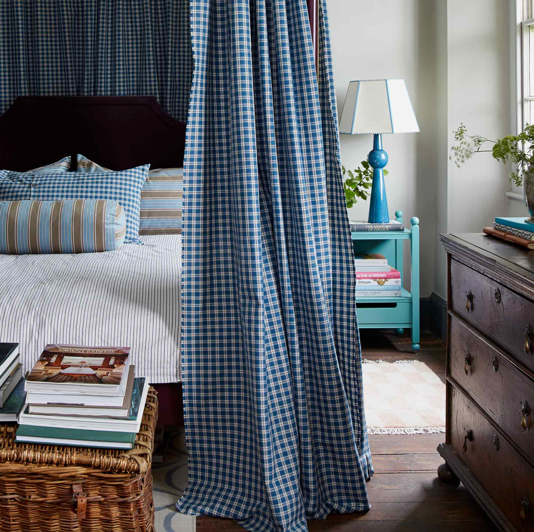 Slumber Bedside Table