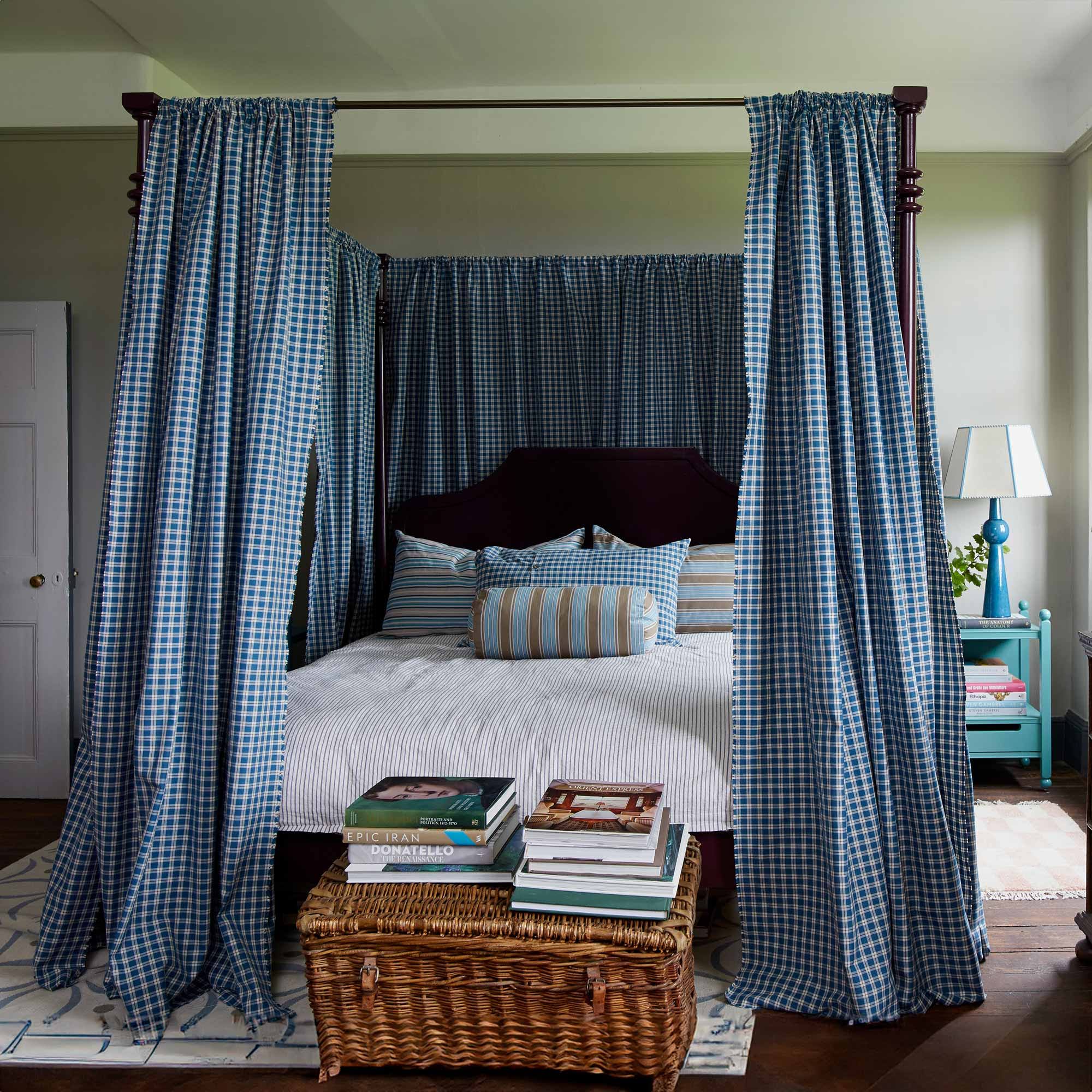 Folly Four Poster Bed